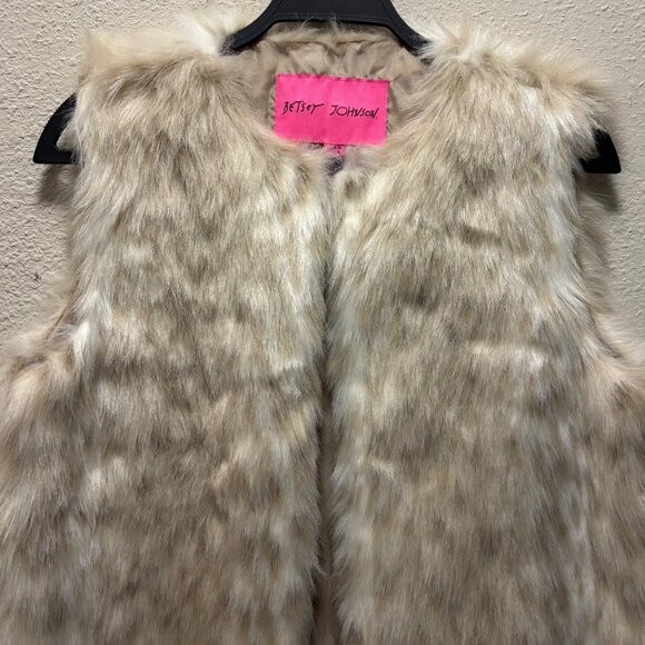 Betsey Johnson Faux Fur Vest Size M Beige Tan - Picture 5 of 7